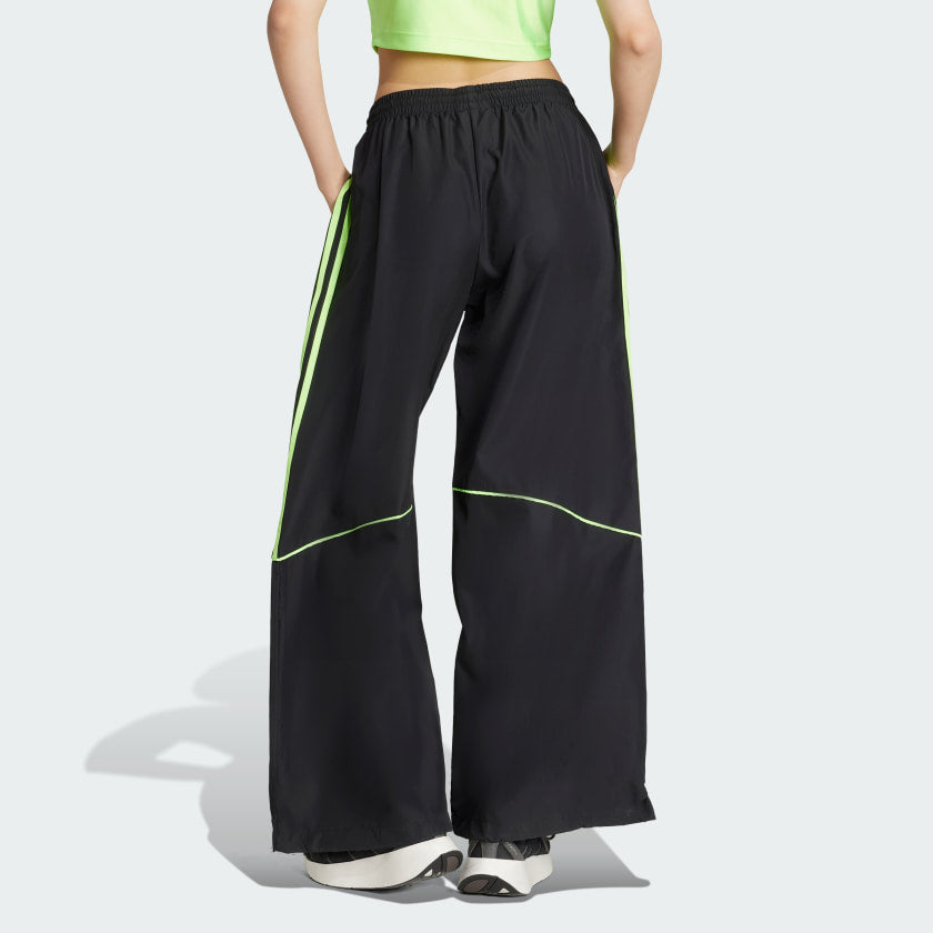 Women's adidas Teamgeist Adicolor Oversized Woven Track Pant
