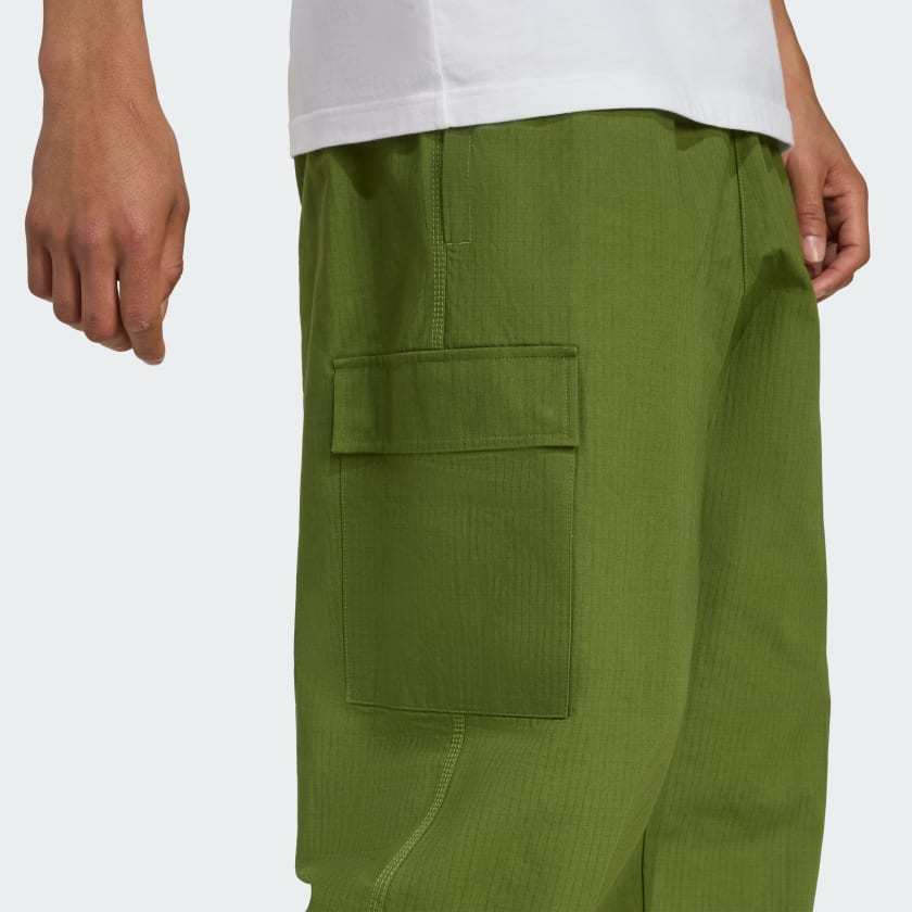 Men's adidas Trefoil Essentials Woven