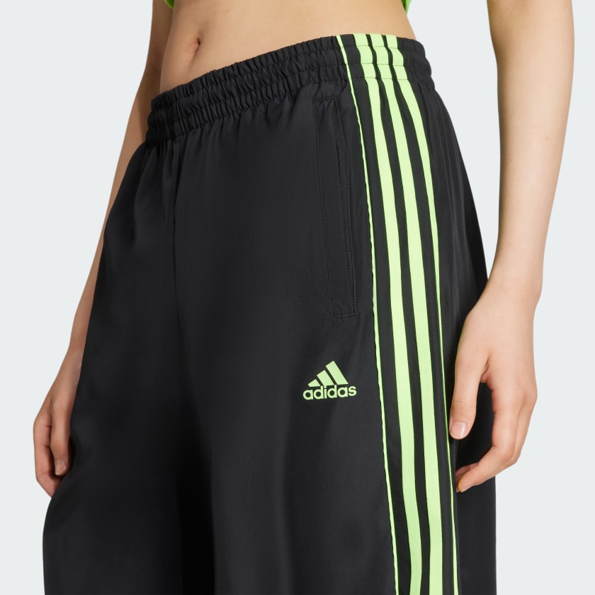 Women's adidas Teamgeist Adicolor Oversized Woven Track Pant