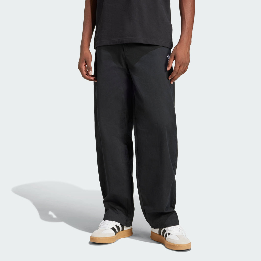 Men's adidas Trefoil Essentials Chinos