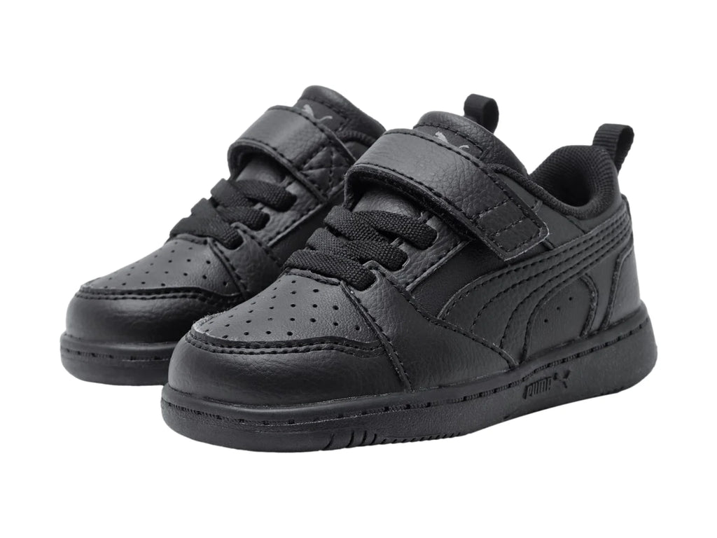 Tenis PUMA Rebound V6 Lo Negro y Gris para Niño