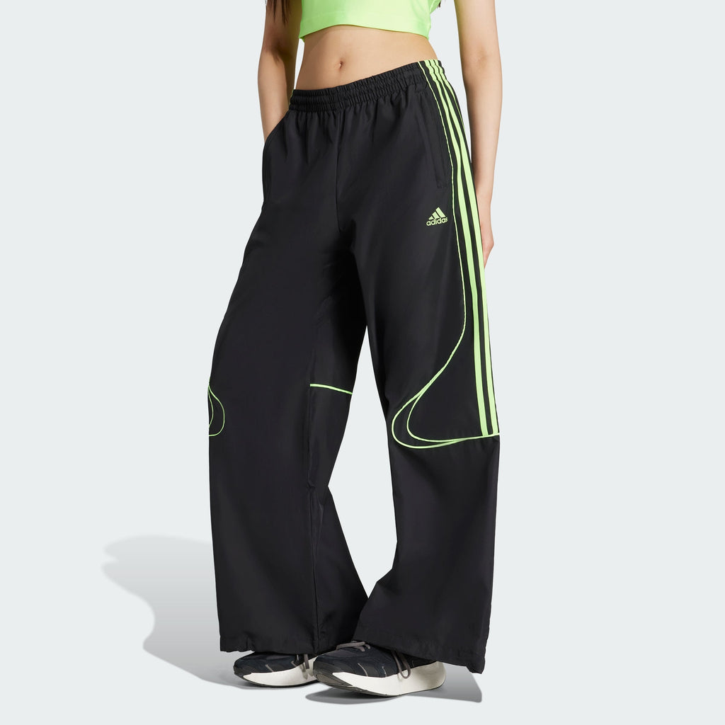 Women's adidas Teamgeist Adicolor Oversized Woven Track Pant