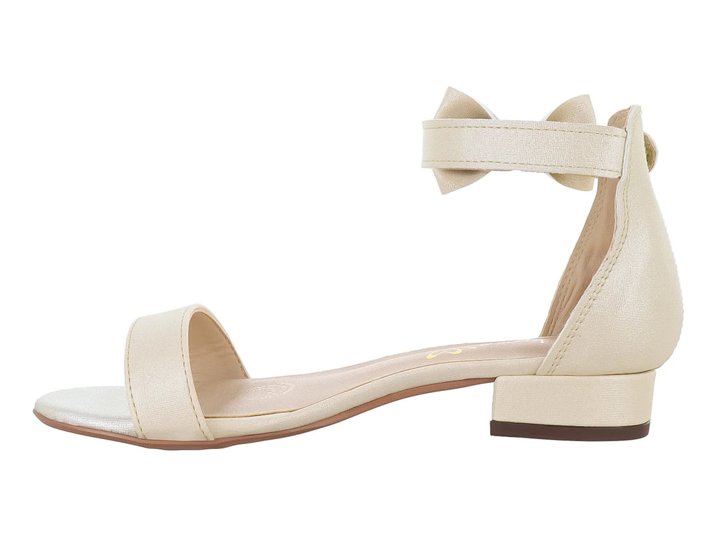 Sandalias Jakuna Dorado para Niña